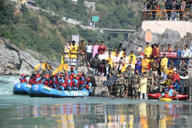 BSF women rafting team starts historic journey from Devprayag to Gangasagar